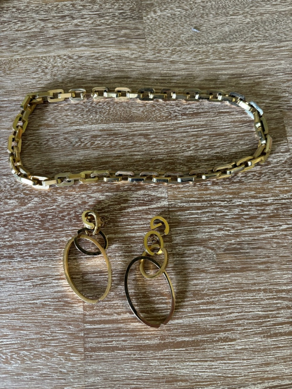 Eddie Borgo Gold Link necklace and earrings  with Engraved Logo